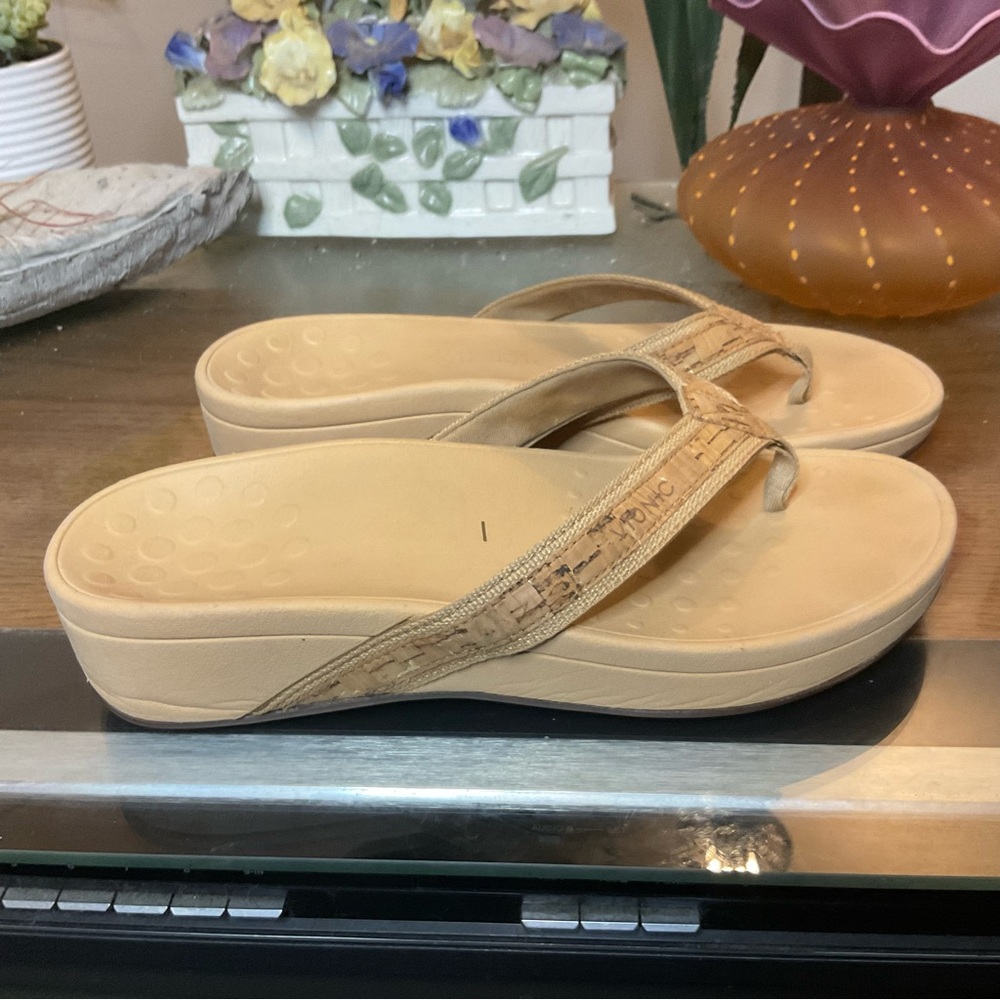 VIONIC PACIFIC HIGH TIDE WEDGE SANDALS SZ 9 - Picture 2 of 8